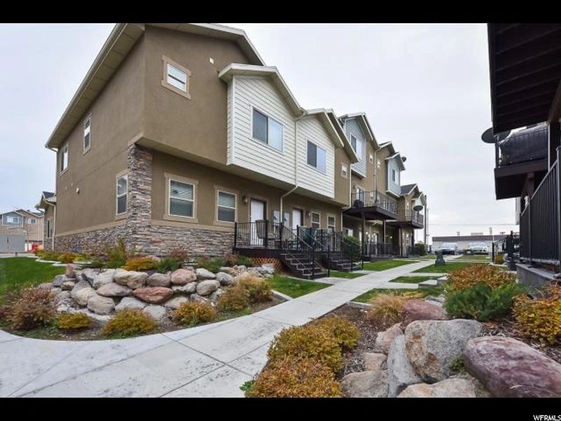 Troung Town Homes apartment rentals